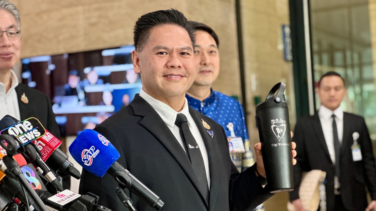 “วราวุธ” รับเม็ดพลาสติกราคาพุ่ง ยังไม่คุมปริมาณ-ราคา ชวนรณรงค์ลดใช้พลาสติก