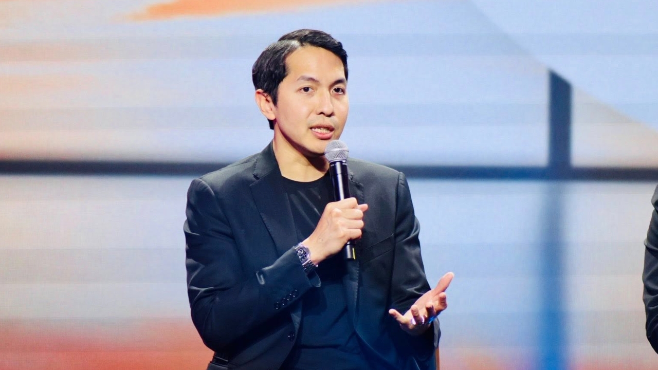 ประวัติ “สันติธาร เสถียรไทย” สะพัดจ่อนั่ง ผู้ช่วย “เอกนิติ” รมว.คลัง