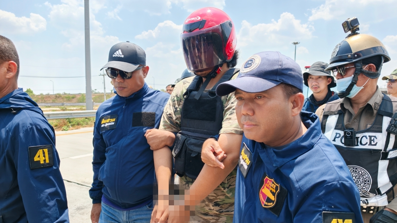 ฝากขังผู้ต้องหายิงโฟร์แมน บนมอเตอร์เวย์ M6 เปิดปมสังหาร อาสาลงมือพิสูจน์รัก