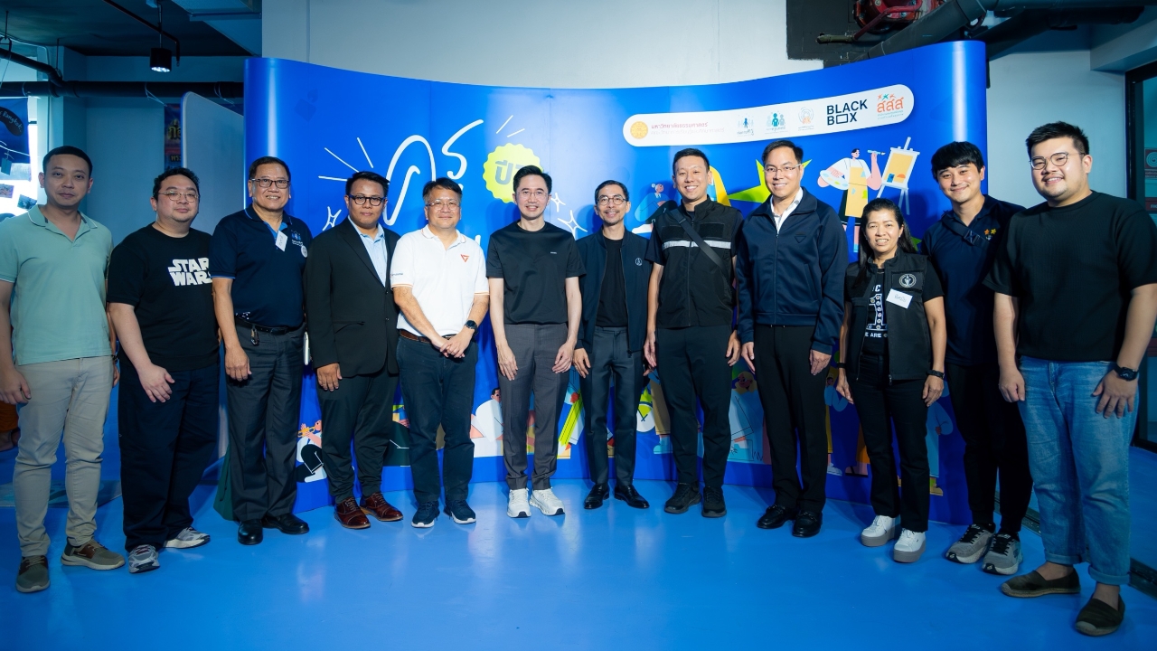 “อ.เชน - กอล์ฟ อัครนันท์” แลกเปลี่ยนความเห็นการศึกษาไทย ย้ำความตั้งใจทำงานเต็มที่