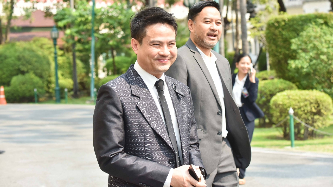 “ภราดร” เผยคนละครึ่งพลัส - “รถเก่าแลกรถใหม่” ยังไม่เข้าครม.สัปดาห์นี้