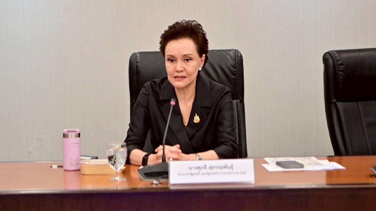 3 รมช.มหาดไทย ร่วมถก “ศุภจี” เปิดรับผู้ประกอบการ “รถพุ่มพวง”  ตั้งเป้า 3,800 คัน