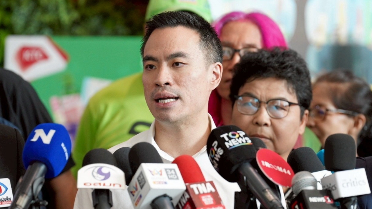 “เอกนัฏ” ชี้ พบอย่างน้อย 5 คลัง กักตุนน้ำมันไว้ขายตอนราคาแพงขึ้น จ่อส่งดำเนินคดี