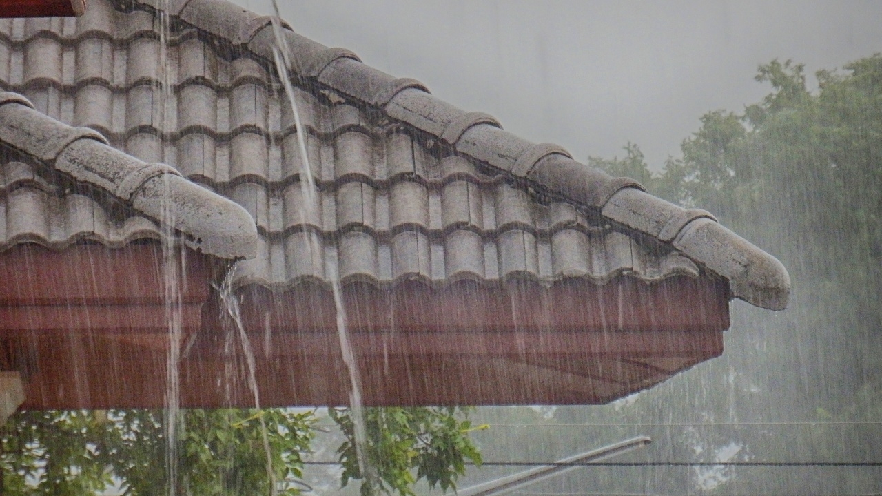 เตือน "พายุฤดูร้อน" ฉบับที่ 6 หลายจังหวัดเตรียมรับมือ "ฝนตกหนัก-ลมกระโชกแรง"