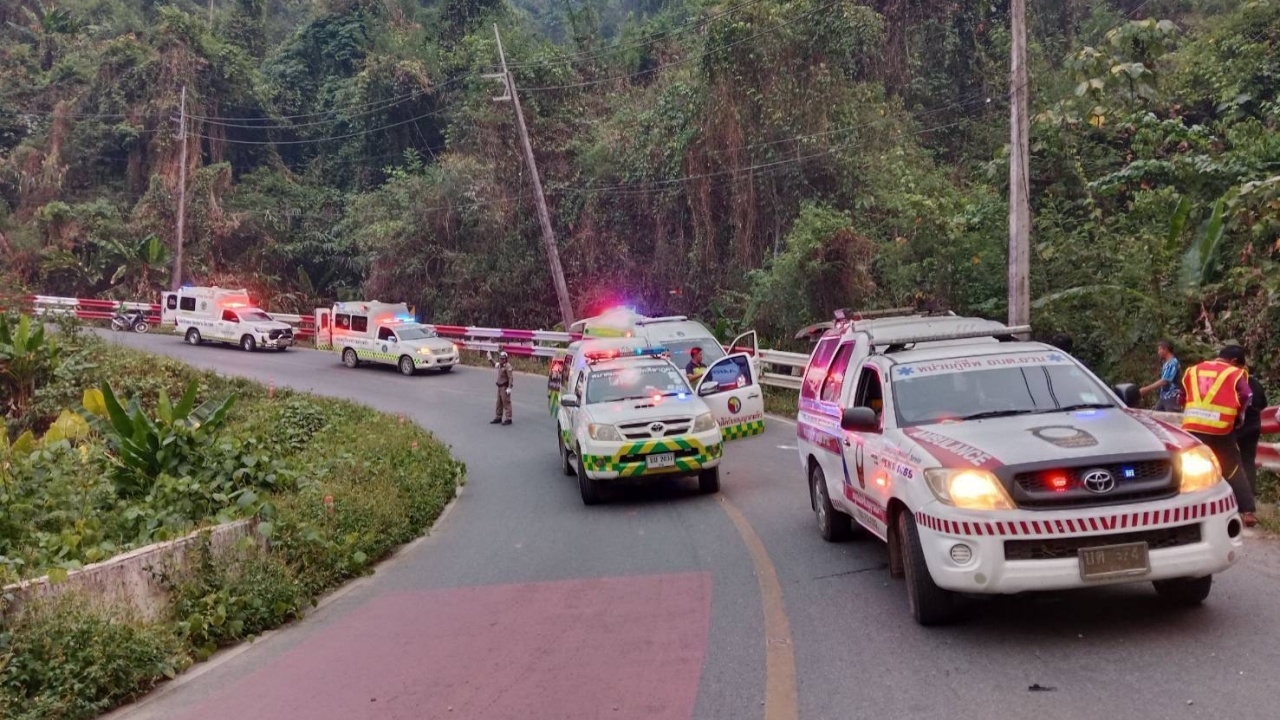 สุดเศร้า เปิดรายชื่อผู้เสียชีวิต อุบัติเหตุสลด "กระบะแหกโค้งห้วยเย็น" จ.น่าน