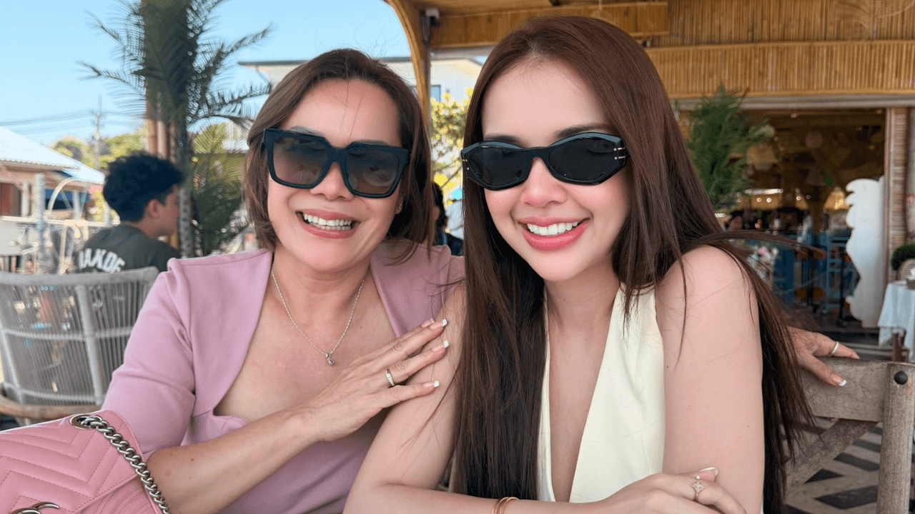 เจนนี่ ได้หมดถ้าสดชื่น โพสต์ภาพอบอุ่นกินข้าวพร้อมหน้า เขียนประโยคกินใจถึง แม่เกตุ