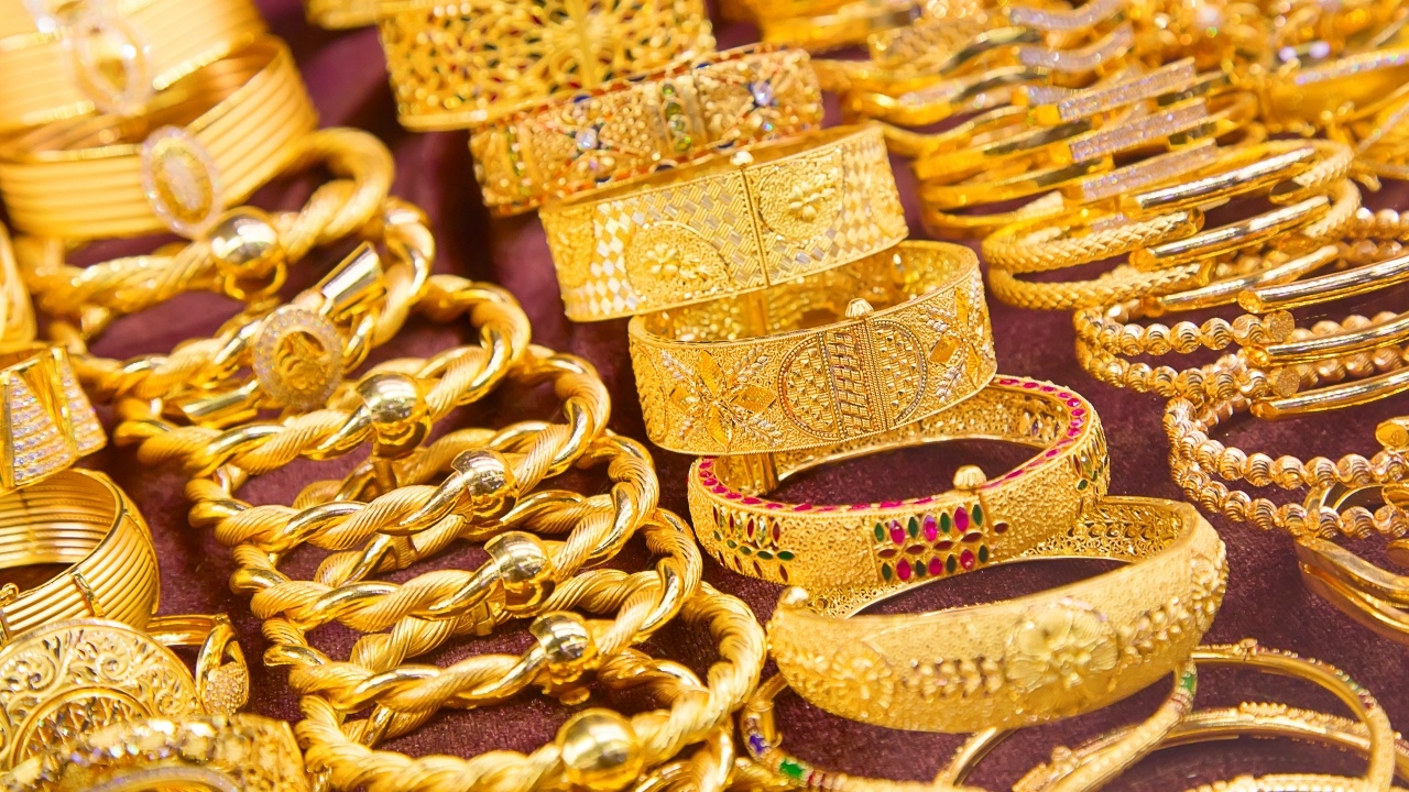 ราคาทอง 1 บาทวันนี้ 17 เมษายน 2569 อัปเดตล่าสุด ทองคำแท่ง-ทองรูปพรรณ ขยับกี่บาทแล้ว