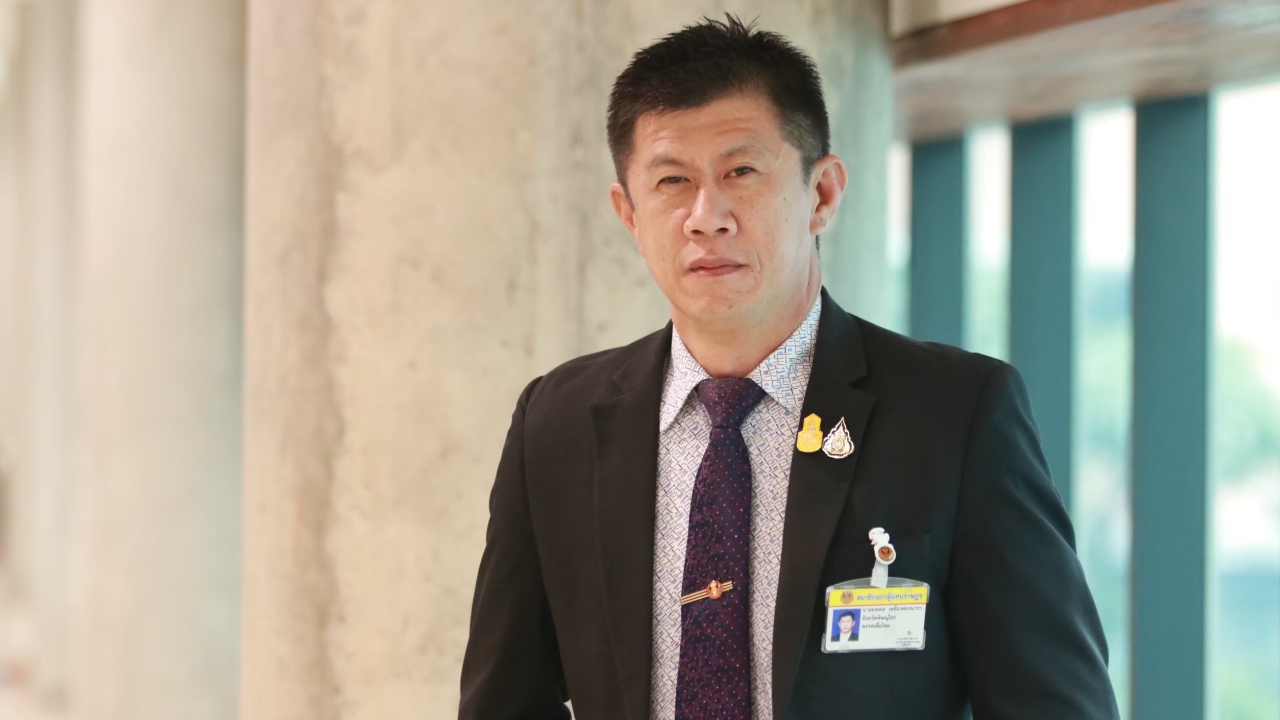 สส.เพื่อไทย เชียร์ “ยศชนัน” ชูมหาลัยเกษตรเร่งผลิตปุ๋ยทดแทนนำเข้า มั่นใจ “สุริยะ” เจรจาปุ๋ยฉลุย 