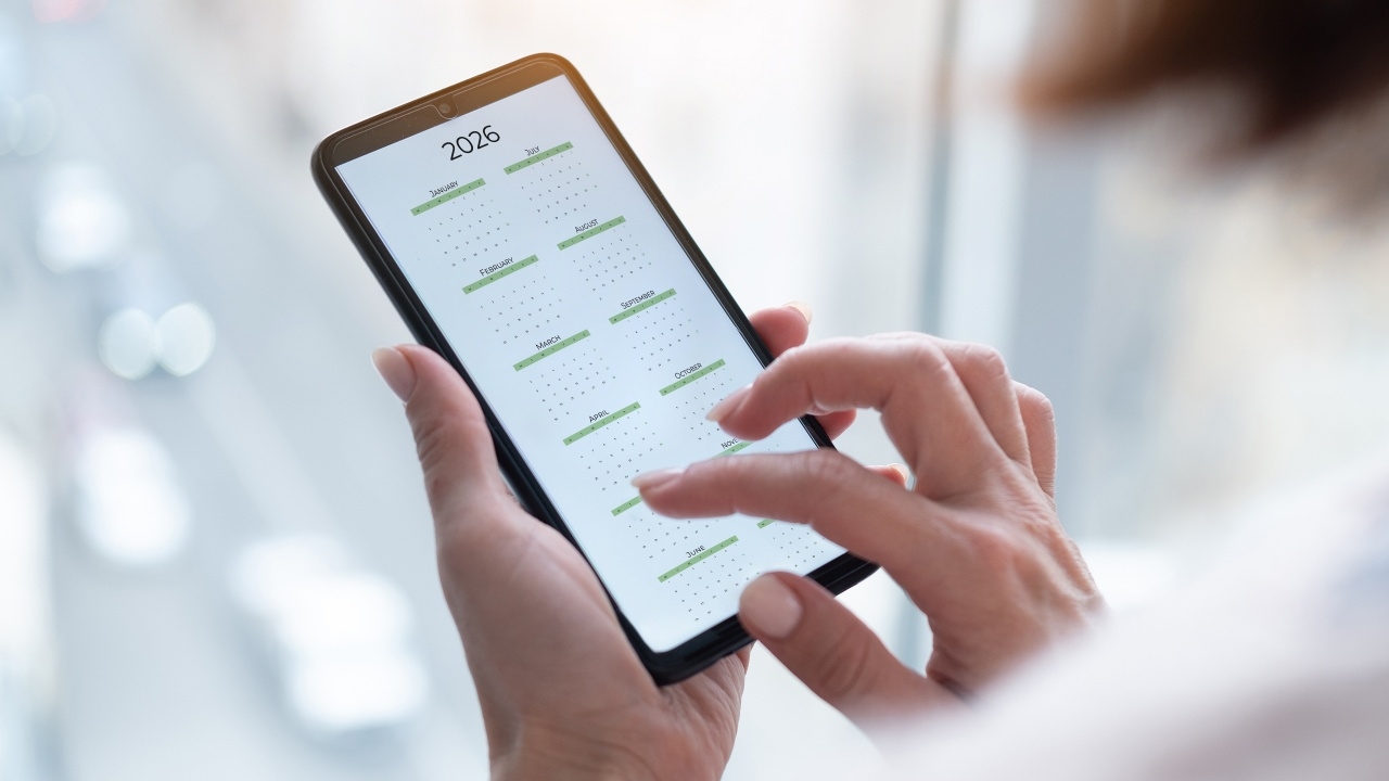 วันหยุด 2569 เช็กชัดๆ เดือนพฤษภาคม จนถึง เดือนธันวาคม ได้หยุดยาววันไหนอีกบ้าง