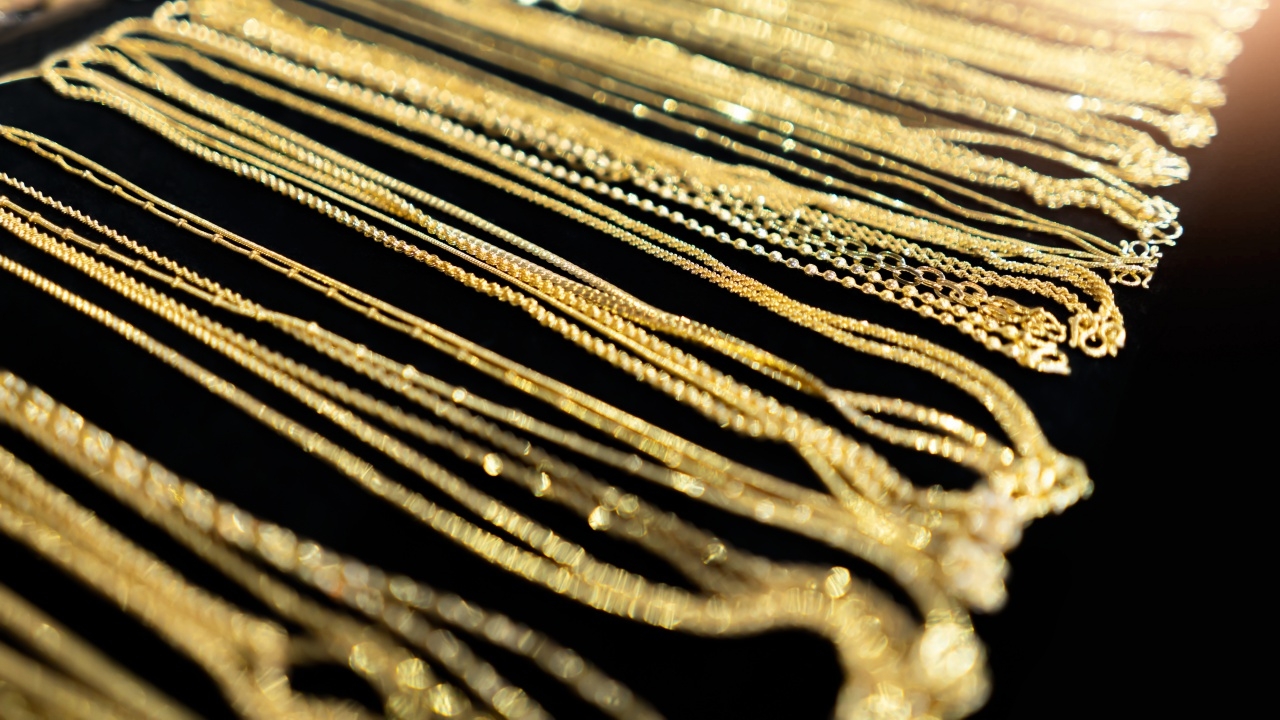 อัปเดตราคาทองวันนี้ 20 เม.ย. 69 ปิดตลาดปรับลง 300 ทองรูปพรรณขายออก 73,600 บาท