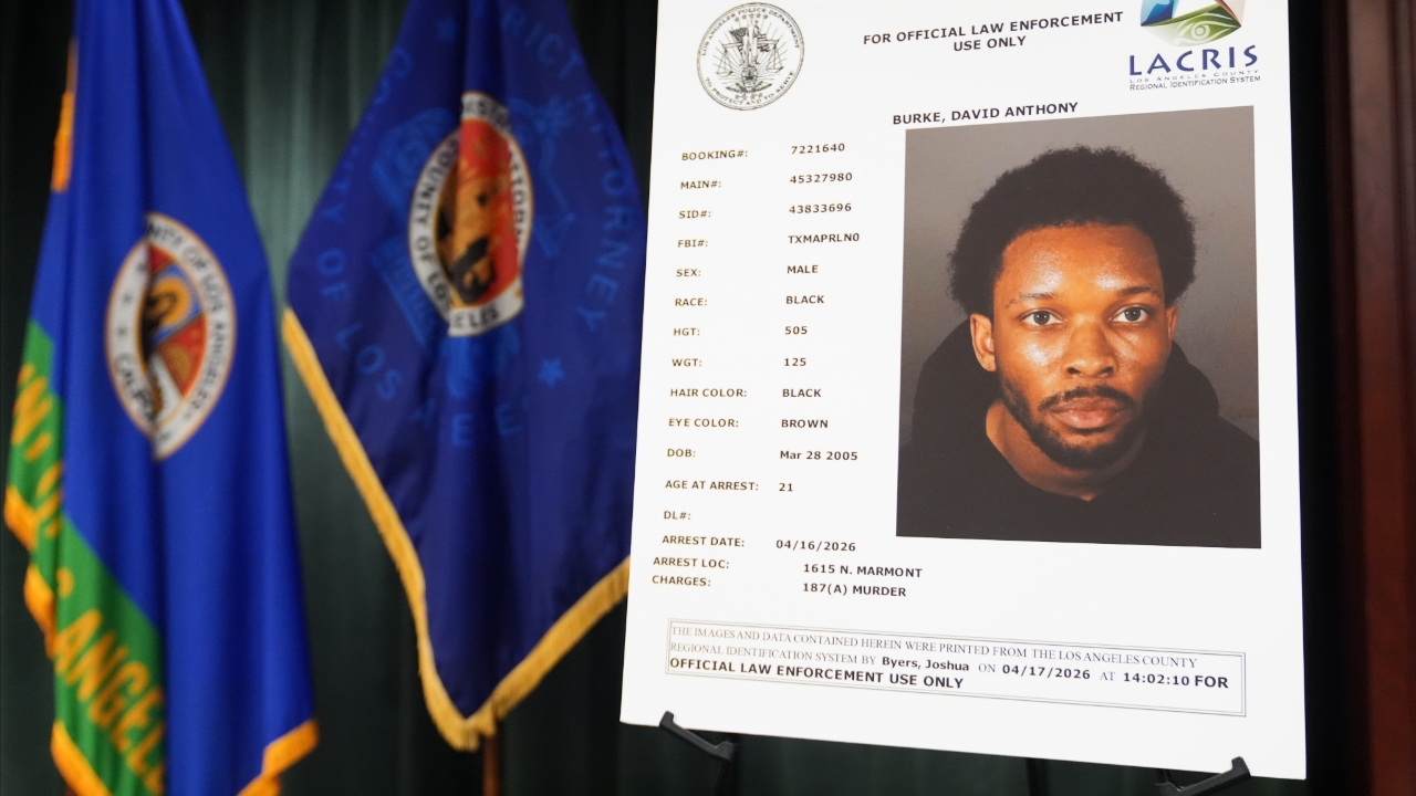 นักร้องหนุ่ม d4vd ถูกตั้งข้อหาฆาตกรรม หลังพบศพเด็กหญิงในรถของเขา