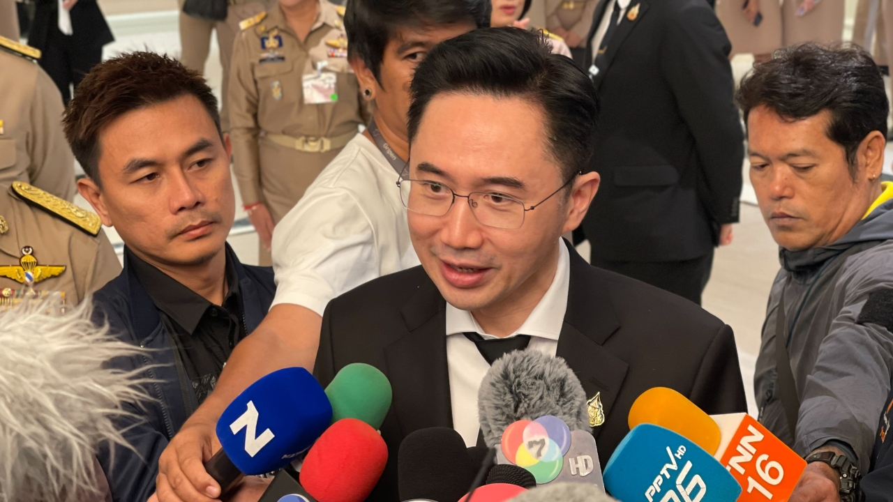 “ยศชนัน” พร้อมหนุนทุกมิติ แก้ PM2.5 หลัง ปชน. เสนอทำห้องปลอดฝุ่น 2,000 บาท 