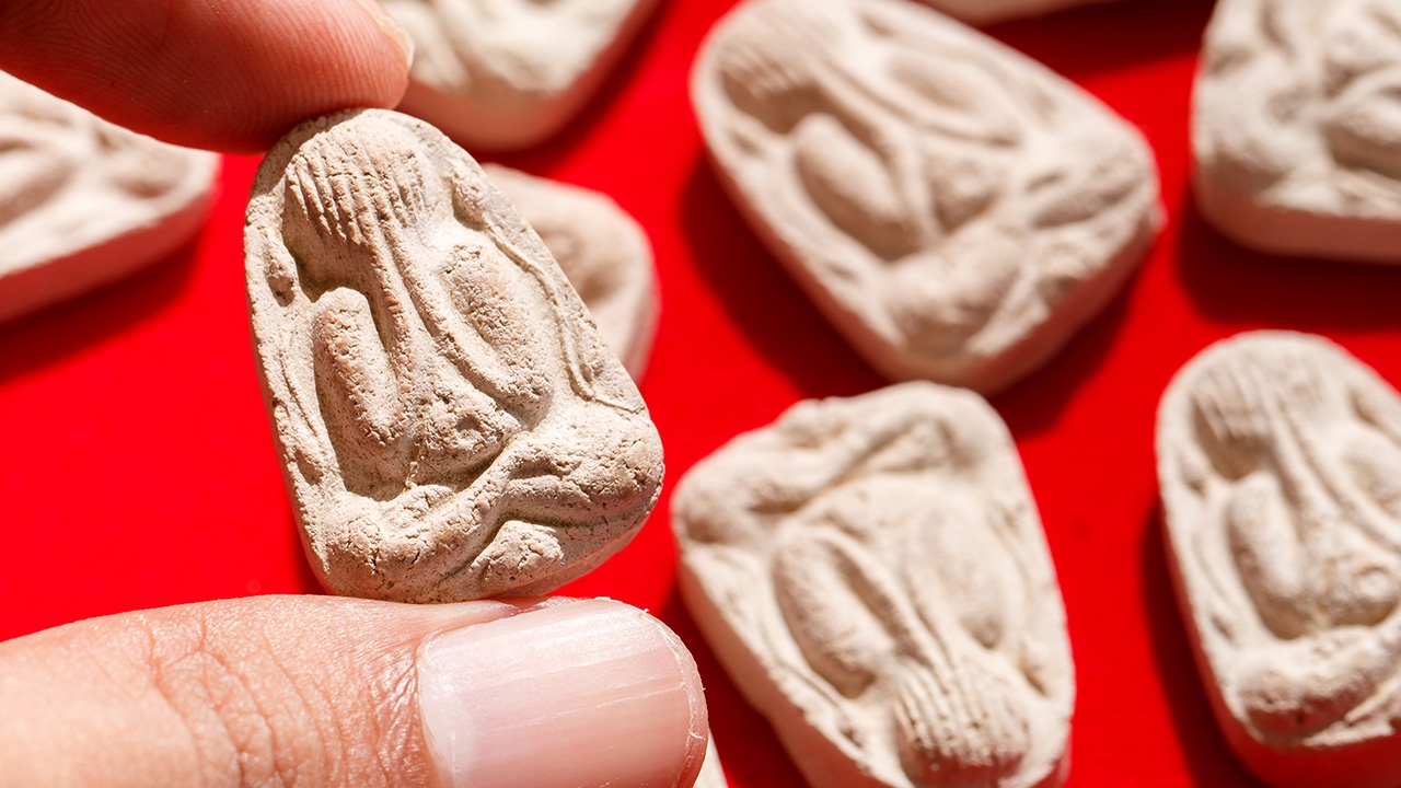 วิธีบูชาพระปิดตาฉบับเจาะลึก แนะเลี่ยง "ของแสลง" ที่ห้ามทำ ป้องกันพุทธคุณเสื่อม