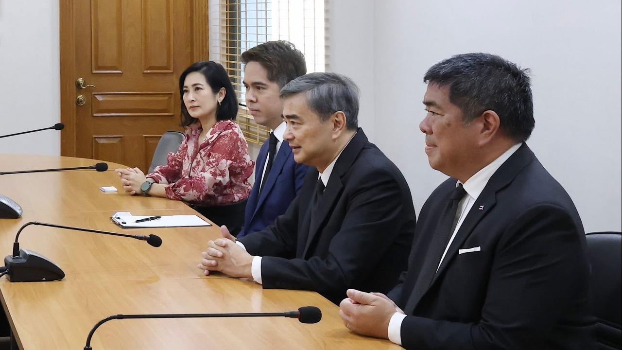 “อภิสิทธิ์” แจงให้ “วีระพงษ์” ตัดสินใจลาออก "รองหัวหน้า-สมาชิก ปชป.  หากรับเป็นผู้แทนการค้า