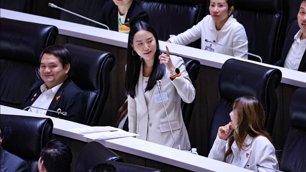 “ไอซ์” เขย่าสภางัด “ยาขับ-ยาหยอดตา” บี้ “อนุทิน” โละ 3 รัฐมนตรีฉาวออกก่อน