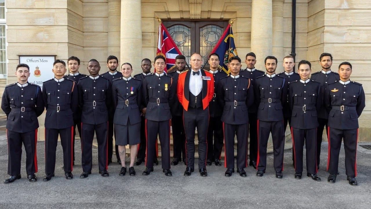 English Officer Course: Military Leadership Program, Thai Soldier Wins Prestigious Honor