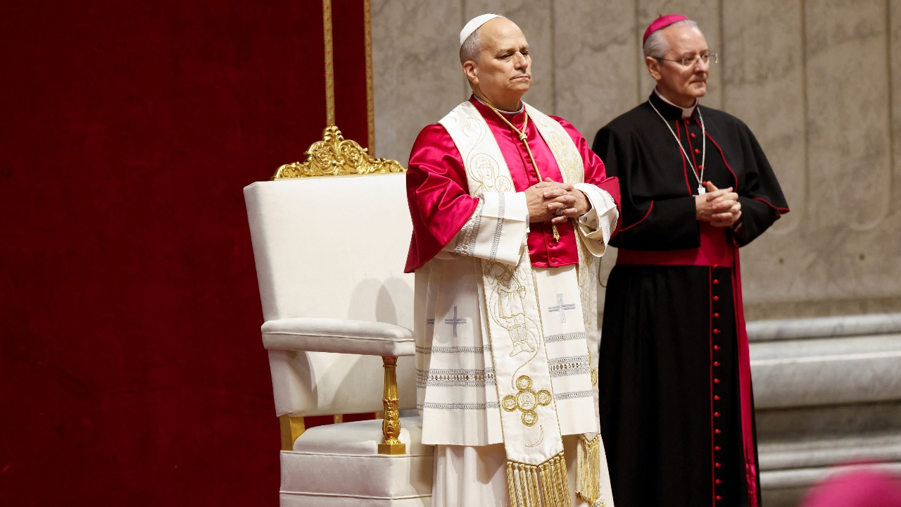 Trump Attacks Pope Leo XIV, Criticizes Foreign Policy as Weak and Lenient on Crime