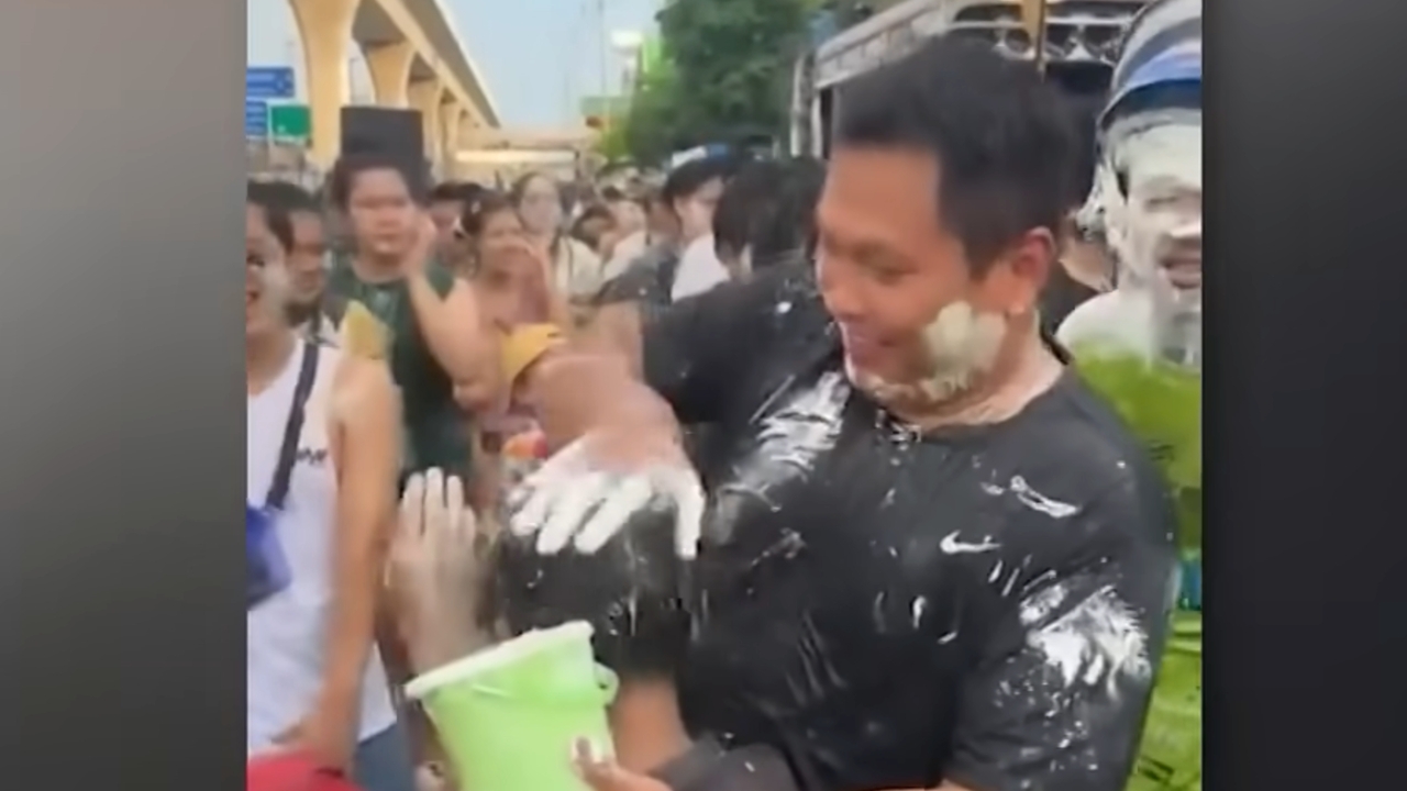 "กัน จอมพลัง" ซัด "เบิร์ด" ใช้ยาแนวทำคอนเทนต์ ไม่สำนึกแกล้งคนพิเรนทร์