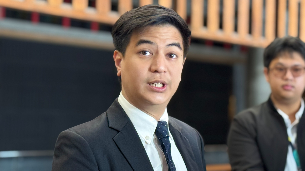 “ไอติม” ปิดเงียบ ชื่อผู้สมัครผู้ว่าฯกทม.พรรคประชาชน