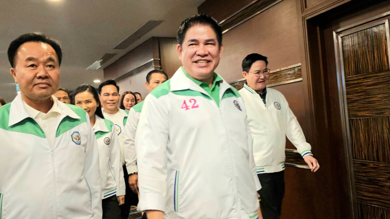 กล้าธรรมร่วมงาน ปชน. ราบรื่น กั๊กร่วมลงชื่อฝ่ายค้าน ยื่นสอบ ป.ป.ช. คดี “ศักดิ์สยาม”