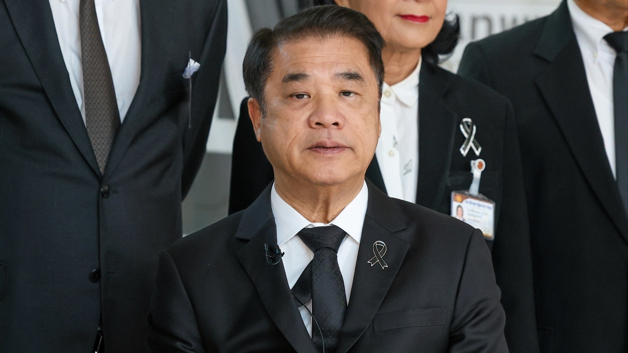 “สุริยะ” ปฏิเสธย้ายอธิบดีกรมฝนหลวง เพราะไม่ให้หลานเข้าพบ ยันต้องการคนคล่องตัว ไม่ใช่คนใกล้เกษียณ