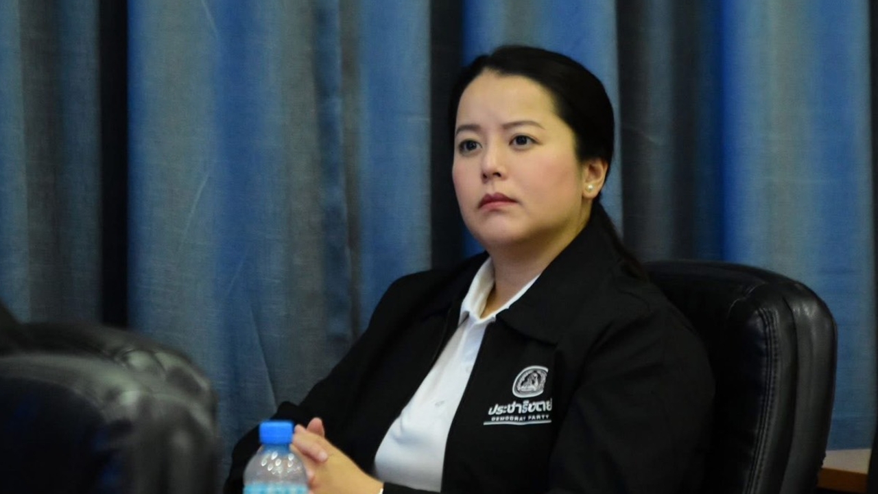 รองโฆษก ปชป. จวก “พีระพันธุ์” กล่าวหา “ชวน” ต้นตอเหตุ ออกกฎหมายแปรรูป บ.พลังงาน