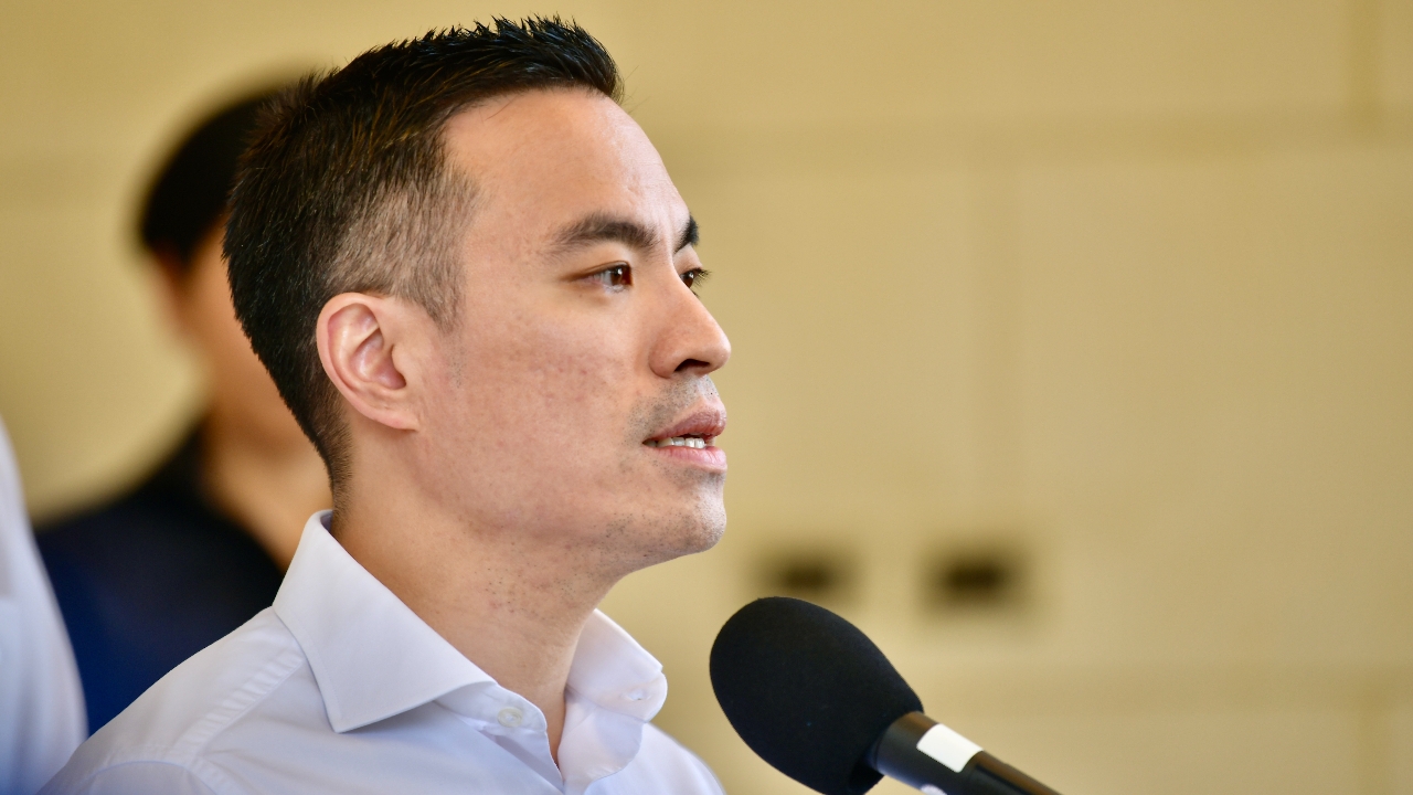 “เอกนัฏ” ปลดล็อกโควตาโซลาร์รูฟท็อปรับซื้อไม่อั้น หนุนเปลี่ยนหลังคาบ้านเป็นโรงไฟฟ้า 