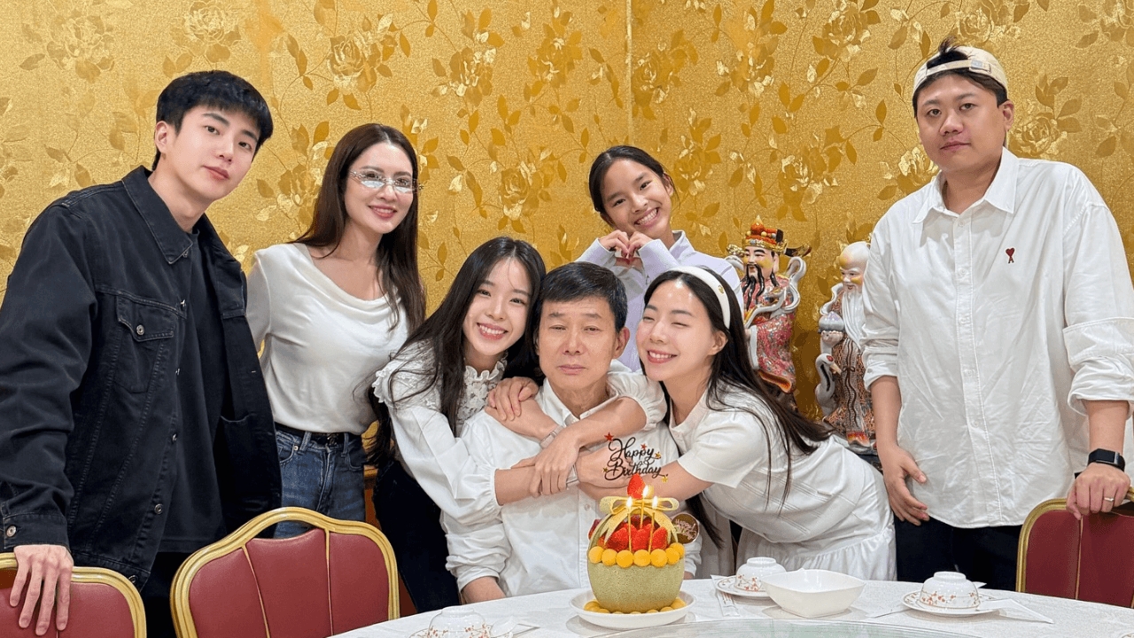 แอฟ ทักษอร ร่วมฉลองวันเกิดคุณพ่อของ นนกุล เขียนคำอวยพรให้น่ารักมาก