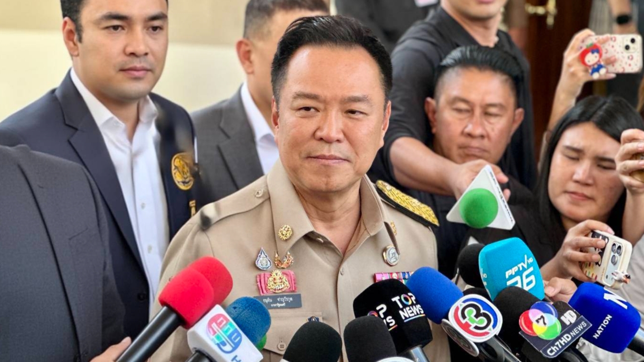 “อนุทิน” แจง ถก “เอกนิติ-แบงก์ชาติ” วางกรอบออก พ.ร.ก.กู้เงิน 5 แสนล้าน