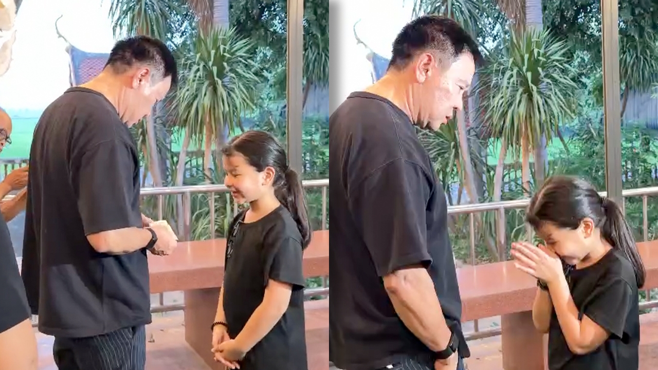 โมเมนต์อบอุ่น จาตุรงค์ มกจ๊ก ห่วง น้องเอวา ลูกสาวแดนนี่ ศรีภิญโญ สุดเอ็นดูมอบเงินให้หลาน