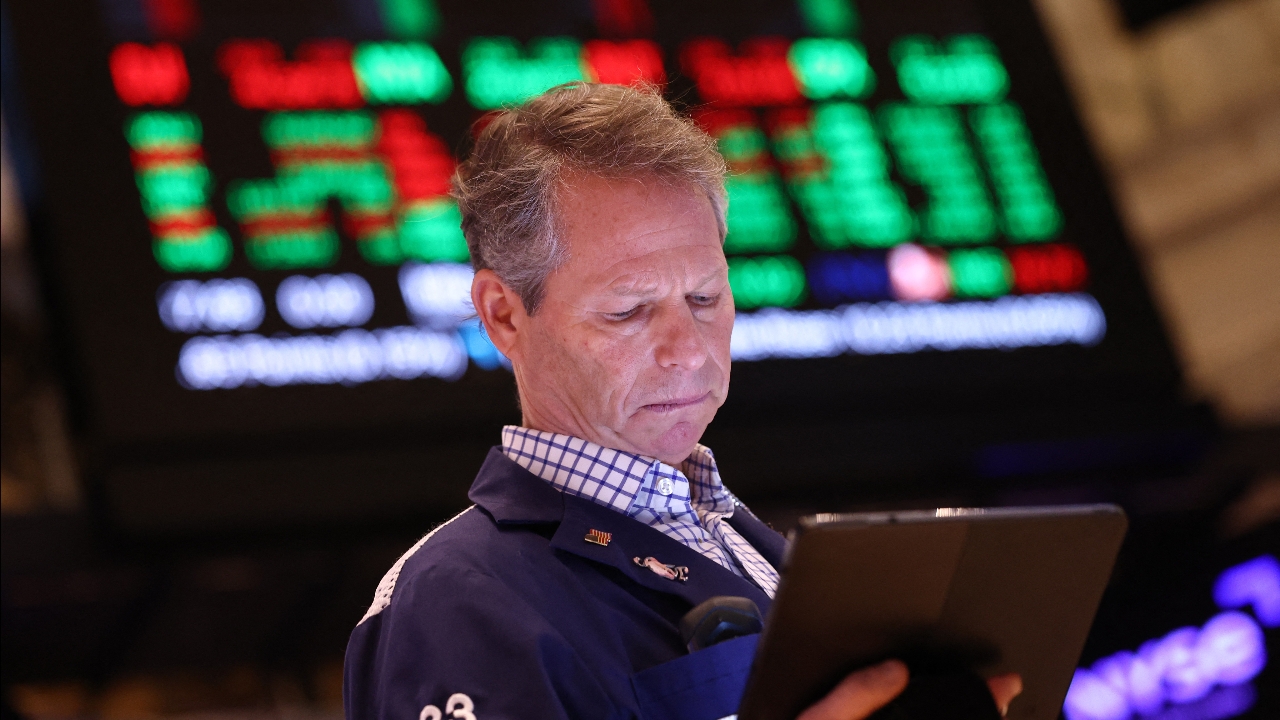 หุ้นทั่วโลกดิ่ง น้ำมันพุ่ง ทรัมป์ขยายข้อตกลงหยุดยิง นักลงทุนจับตาเจรจาสหรัฐฯ-อิหร่านไร้ความชัดเจน