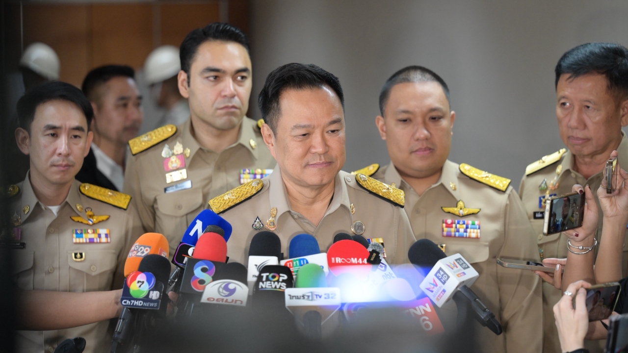 “อนุทิน” ไม่ตอบ ป.ป.ช. ยกคำร้องคดี “ศักดิ์สยาม” ซุกหุ้น เมิน ปชน. มอง 2 มาตรฐาน