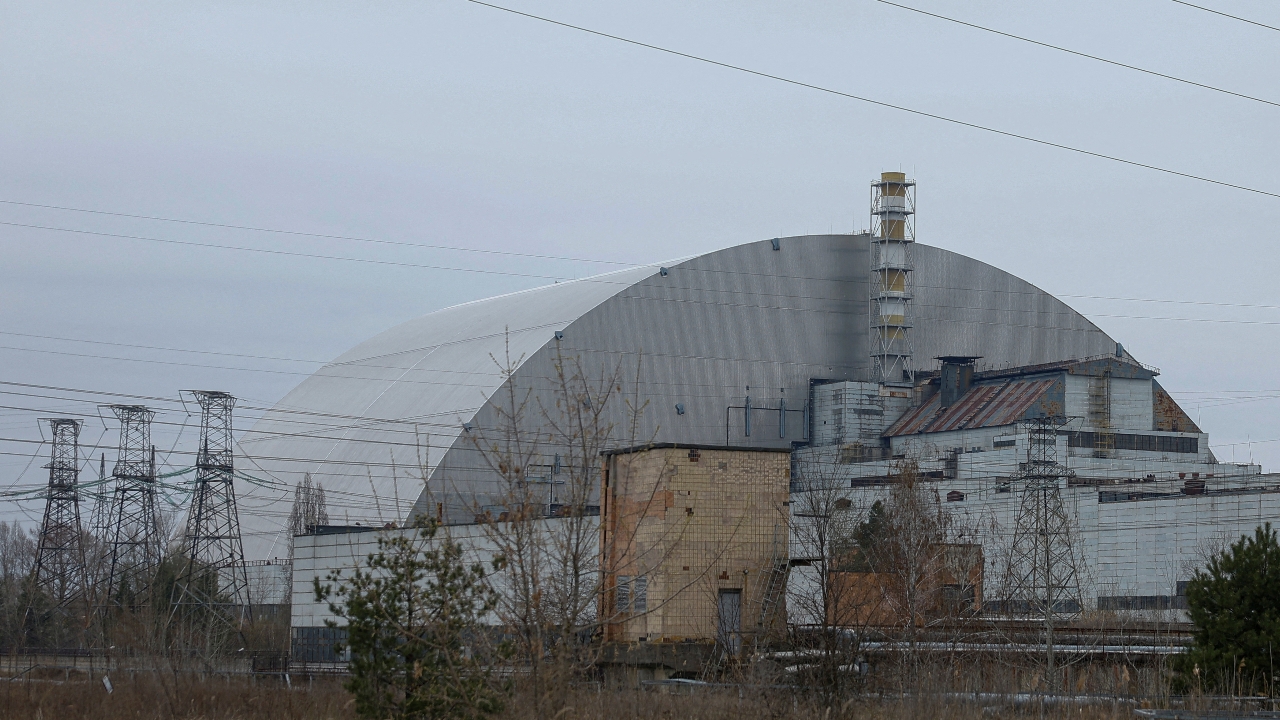 ยูเครนชี้ รัสเซียส่งขีปนาวุธ-โดรน บินเฉียด "เชอร์โนบิล" หวั่นหายนะนิวเคลียร์ซ้ำรอย