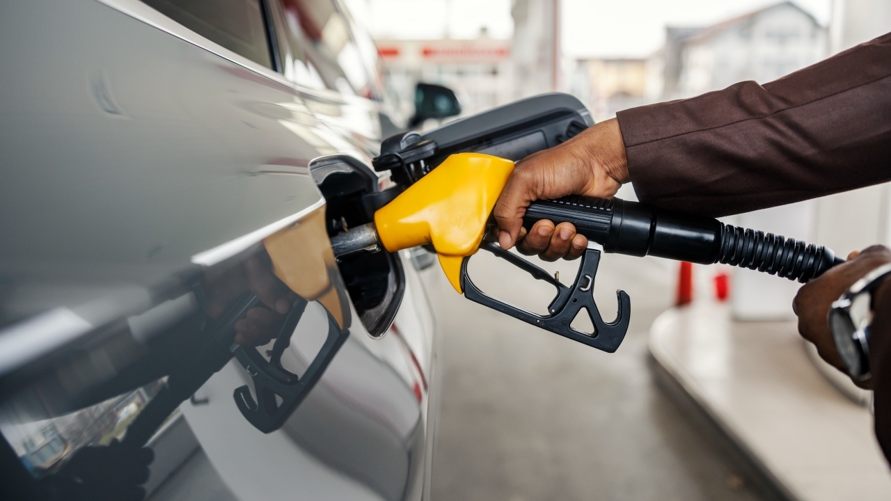 “ปตท.-บางจาก” ลดราคาน้ำมันดีเซล ลิตรละ 1.50 บาท มีผลตี 5 พรุ่งนี้ 24 เม.ย.69