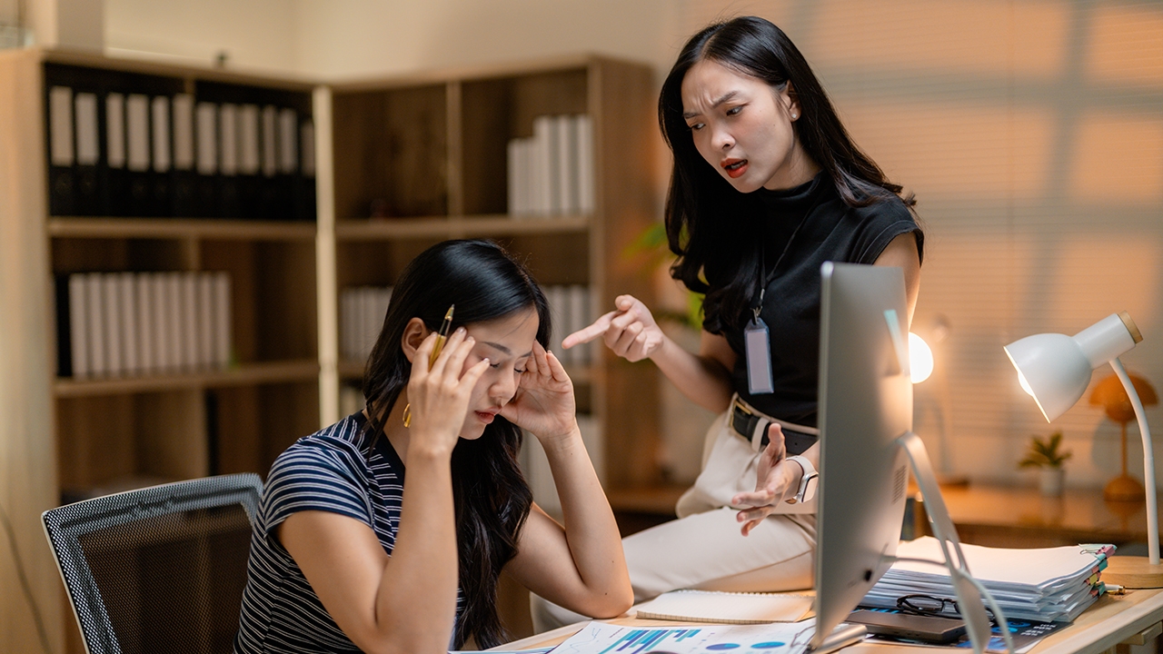 เหนื่อยกับคนรอบข้างไหม? เช็กนิสัยคน Toxic ที่ทำลายสุขภาพจิต พร้อมวิธีรับมือ