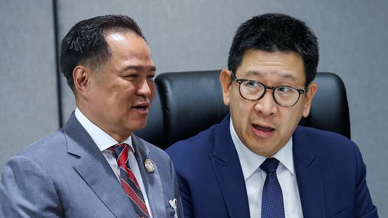 “อนุทิน” โยน “เอกนิติ” แบกบท “นักกู้ลุ่มเจ้าพระยา” : ชนัก “ไอ้โม่ง” ยังปักคา ผวา “เสือหิว-เสือโหย”