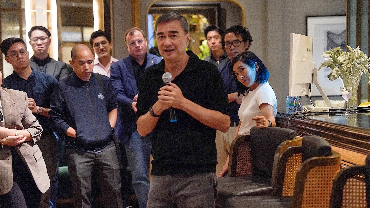 “ประชาธิปัตย์”เชื่อมั่น ไทย มี “ศักยภาพ” เป็น AI Hub ของโลก ขาดวางรากฐานและตัวกลางที่โปร่งใส