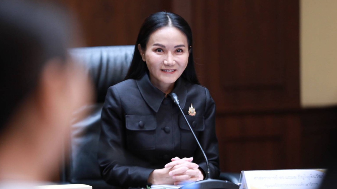  รมว.ศึกษาฯ ไฟเขียวโฮมสคูล 7 ครอบครัว เปิดทางตั้ง 2 ศูนย์การเรียนเอกชน ขยายทางเลือกให้เด็ก