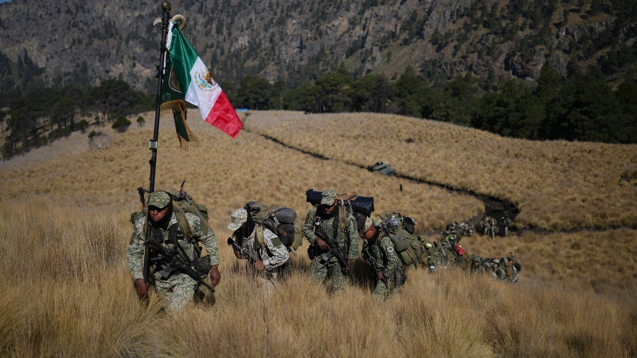 หน่วยรบพิเศษเม็กซิโกเริ่มการฝึกสุดโหด เตรียมความพร้อมทำสงครามกวาดล้างแก๊งค้ายา