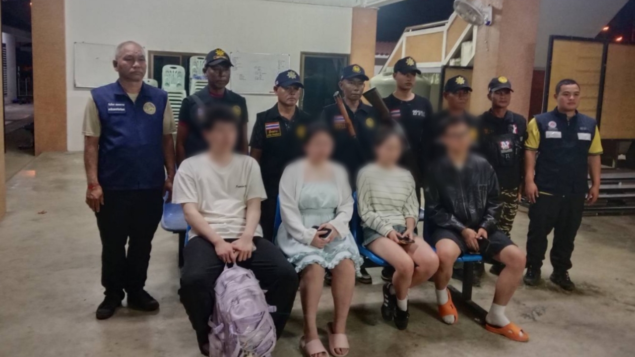 ช่วย 4 เหยื่อชาวจีน หนีแก๊งค้ามนุษย์ริมเมย หลังโดนล่อลวง เตรียมส่งไปเมียนมา