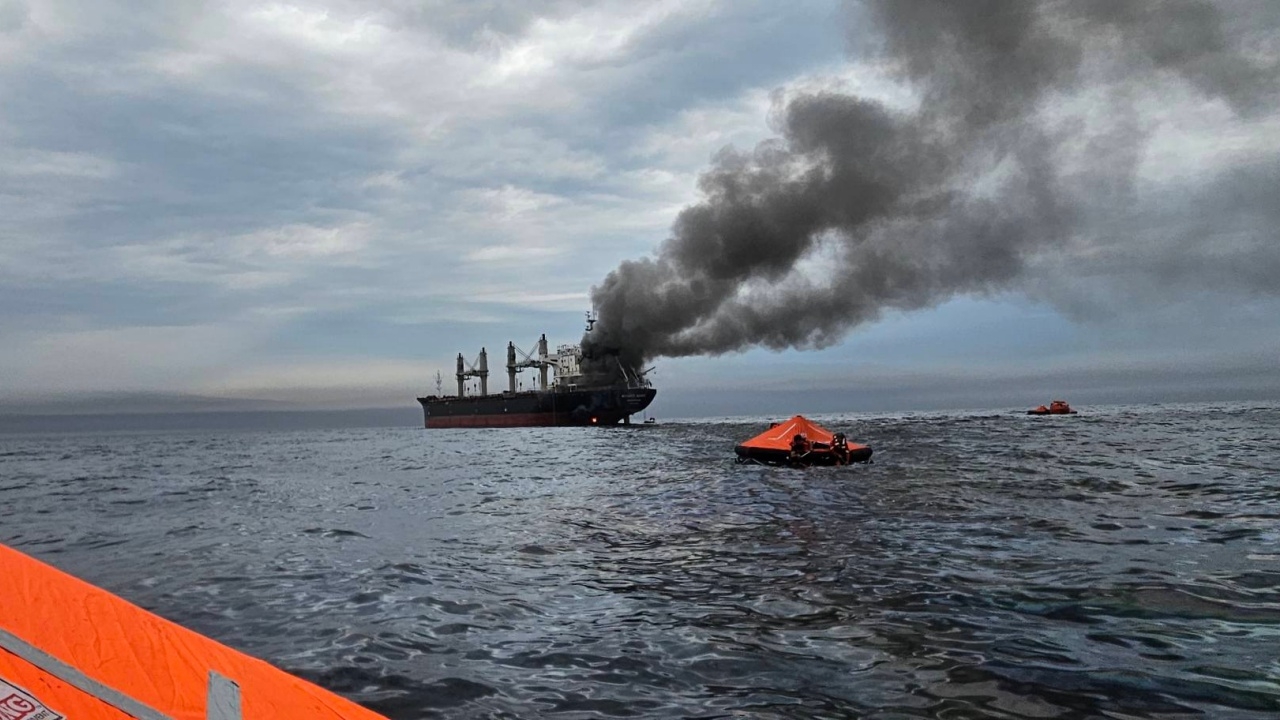 หนุ่มไทย หนึ่งในลูกเรือ "มยุรี นารี" เผยภาพเรือหลังถูกยิง ขอให้คนที่เหลือปลอดภัย