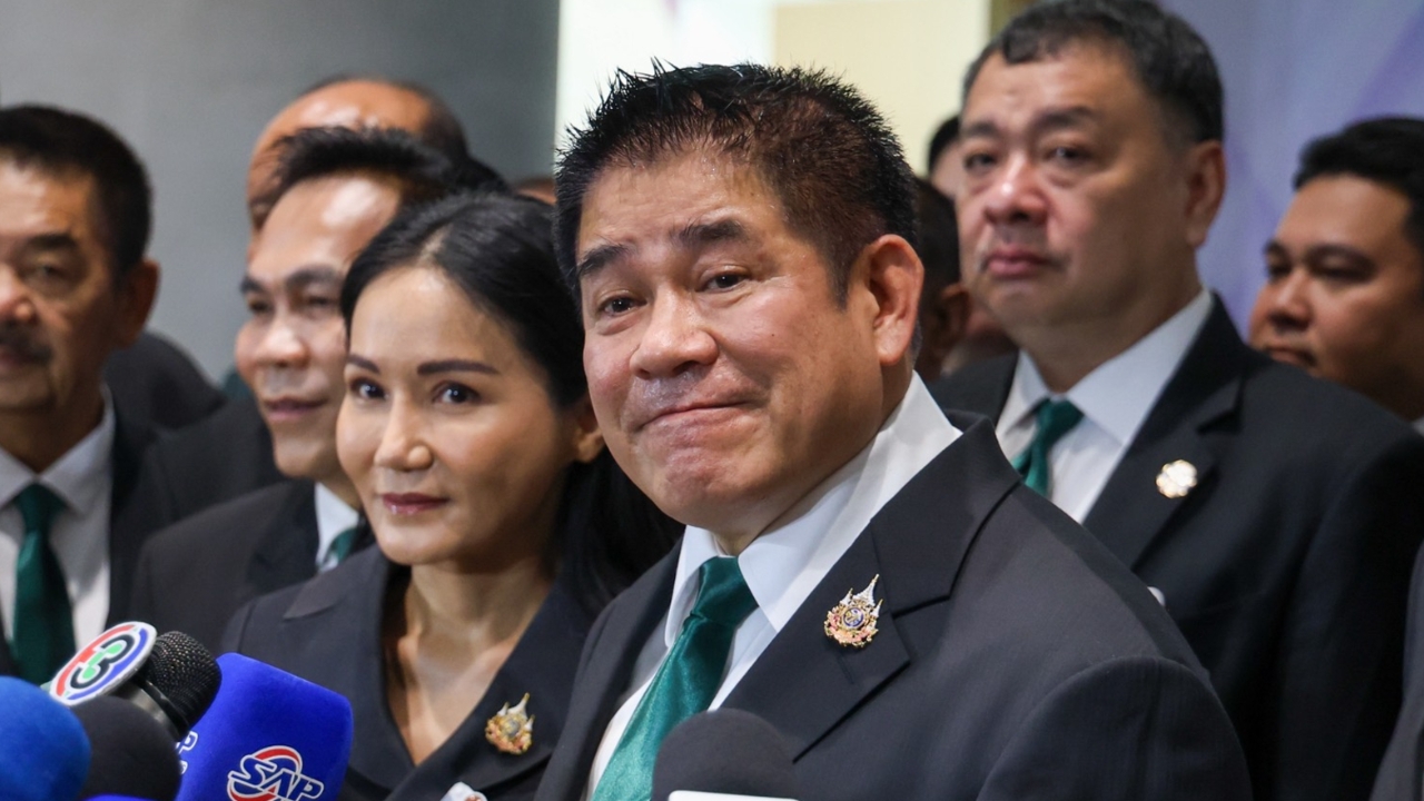 “ธรรมนัส” ไม่รู้ปม DSI-ปปง. ค้นบ้าน “ชนนพัฒฐ์” ชี้เรื่องส่วนบุคคล ไม่กระทบกล้าธรรม