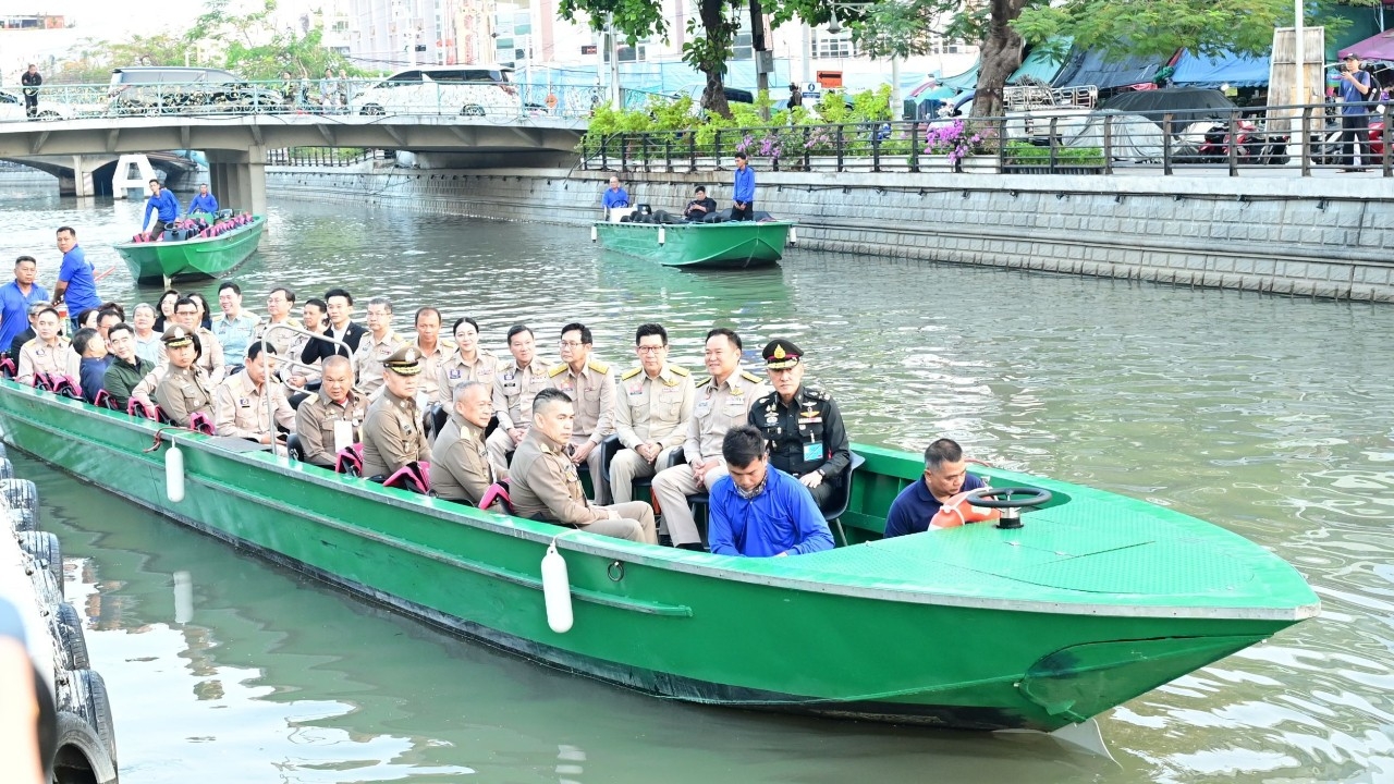 ราชเลขาฯ พร้อมนายกฯ ติดตามโครงการพัฒนาคูคลองในเกาะรัตนโกสินทร์-คลองแสนแสบ