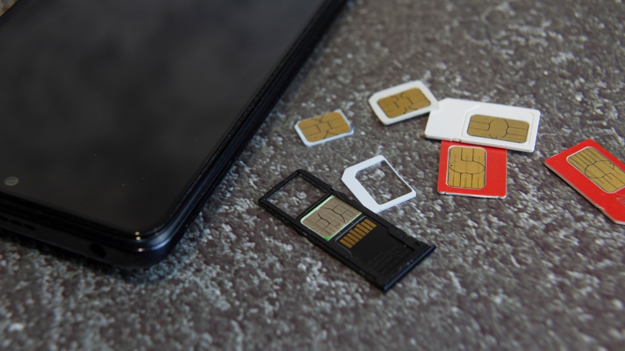 กสทช. เตือนประชาชนรับจ้างเปิด "ซิมม้า" โทษหนักจำคุกสูงสุด 3 ปี ปรับถึง 3 แสนบาท