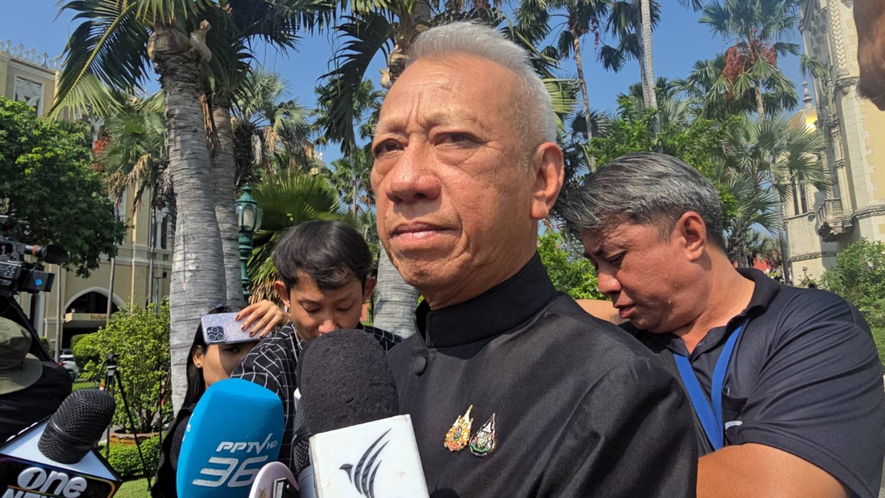 “พิพัฒน์” ย้ำพาคนกลับไทยต้องปลอดภัย โยนถาม “นายกฯ” ความชัดเจนจับขั้วตั้งรัฐบาล