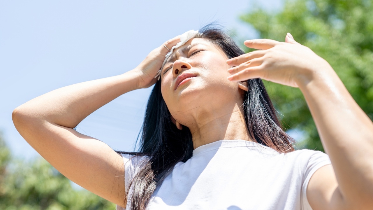 เตือนคนกรุง "อากาศร้อนมาก" ระวัง "ฮีทสโตรก" อุณหภูมิกรุงเทพฯ สูงสุด 38 องศาฯ