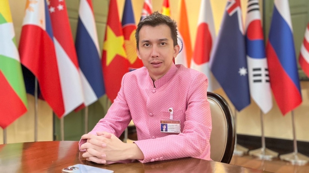 ดีเอสไอ-ปปง. บุกค้นบ้าน "สส.ชนนพัฒฐ์ นาคสั้ว" หาหลักฐานเพิ่มคดีเอี่ยวเว็บพนัน