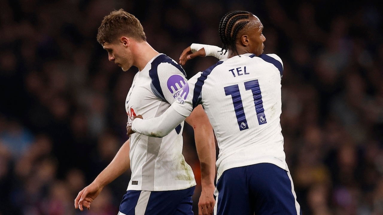 Tottenham Hotspur Down to 10 Men, Lose at Home to Crystal Palace in Premier League