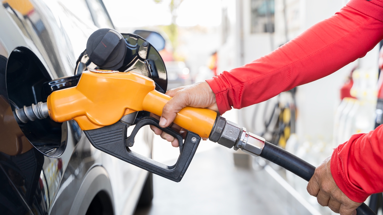 ราคาน้ำมันวันนี้ 8 มีนาคม 2569 เช็กราคาน้ำมันทุกชนิด ล่าสุดลิตรละกี่บาทแล้ว