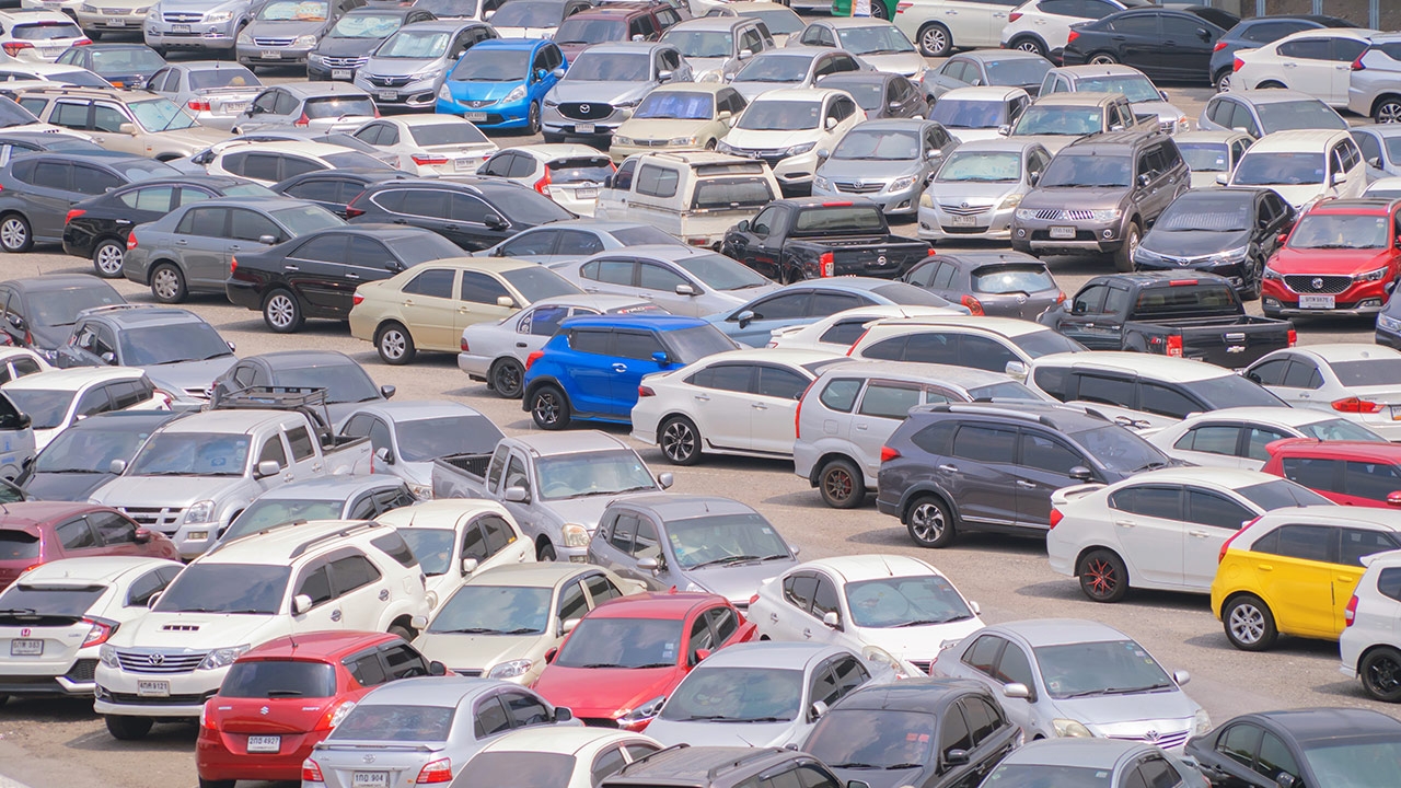 ​ธุรกิจเต็นท์รถมือสองเริ่มอยู่ยาก แค่ไม่กี่ปี ปิดกิจการ ล้มละลายสูงถึง 1,009 ราย